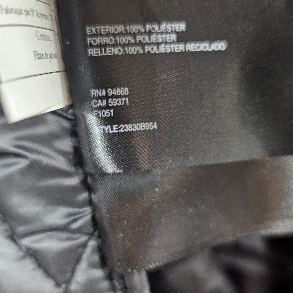 Bernardo Black Puffer Jacket with Quilted Design - Picture 11 of 16